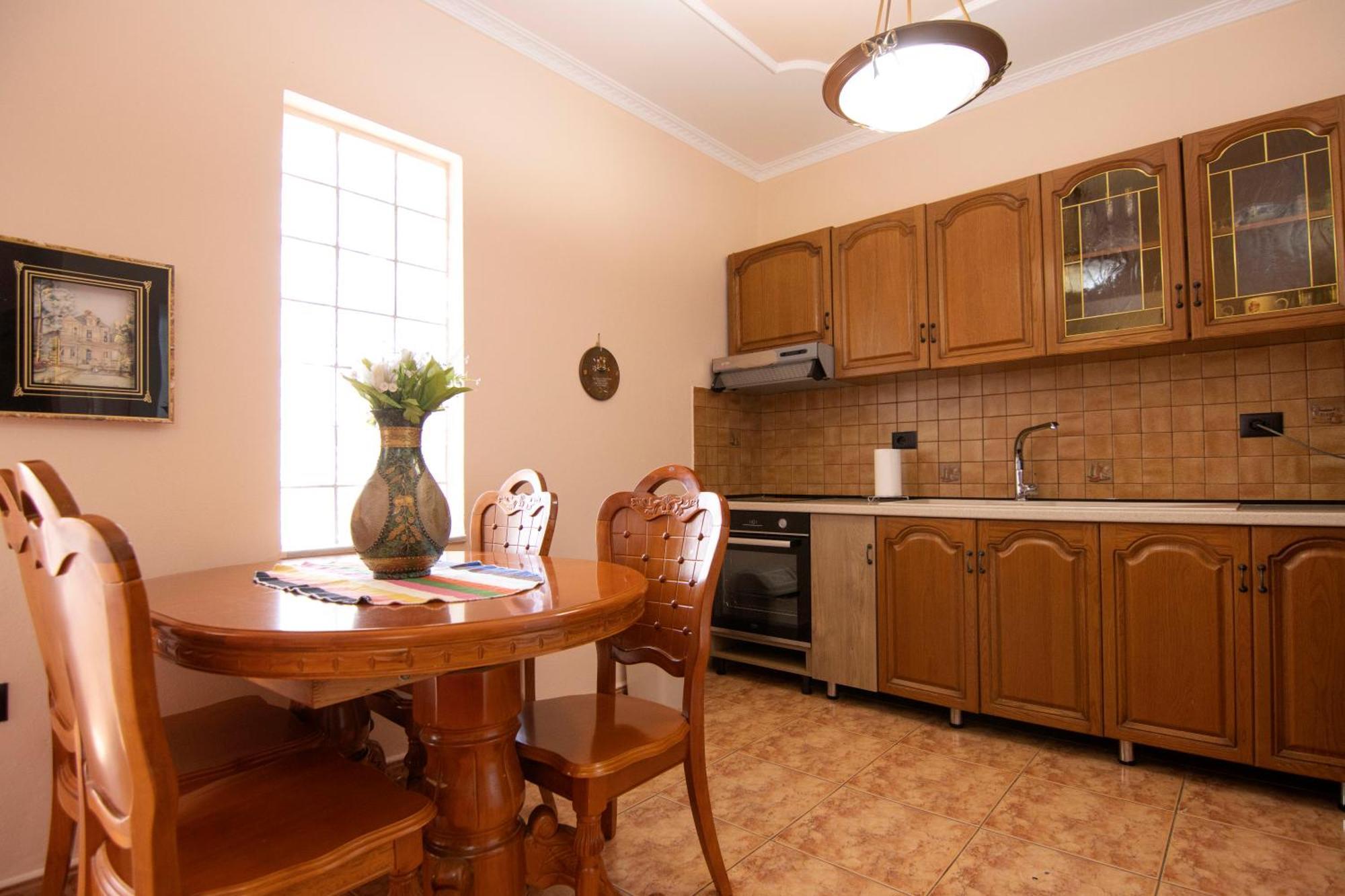 Tirana Central Apartment ภายนอก รูปภาพ