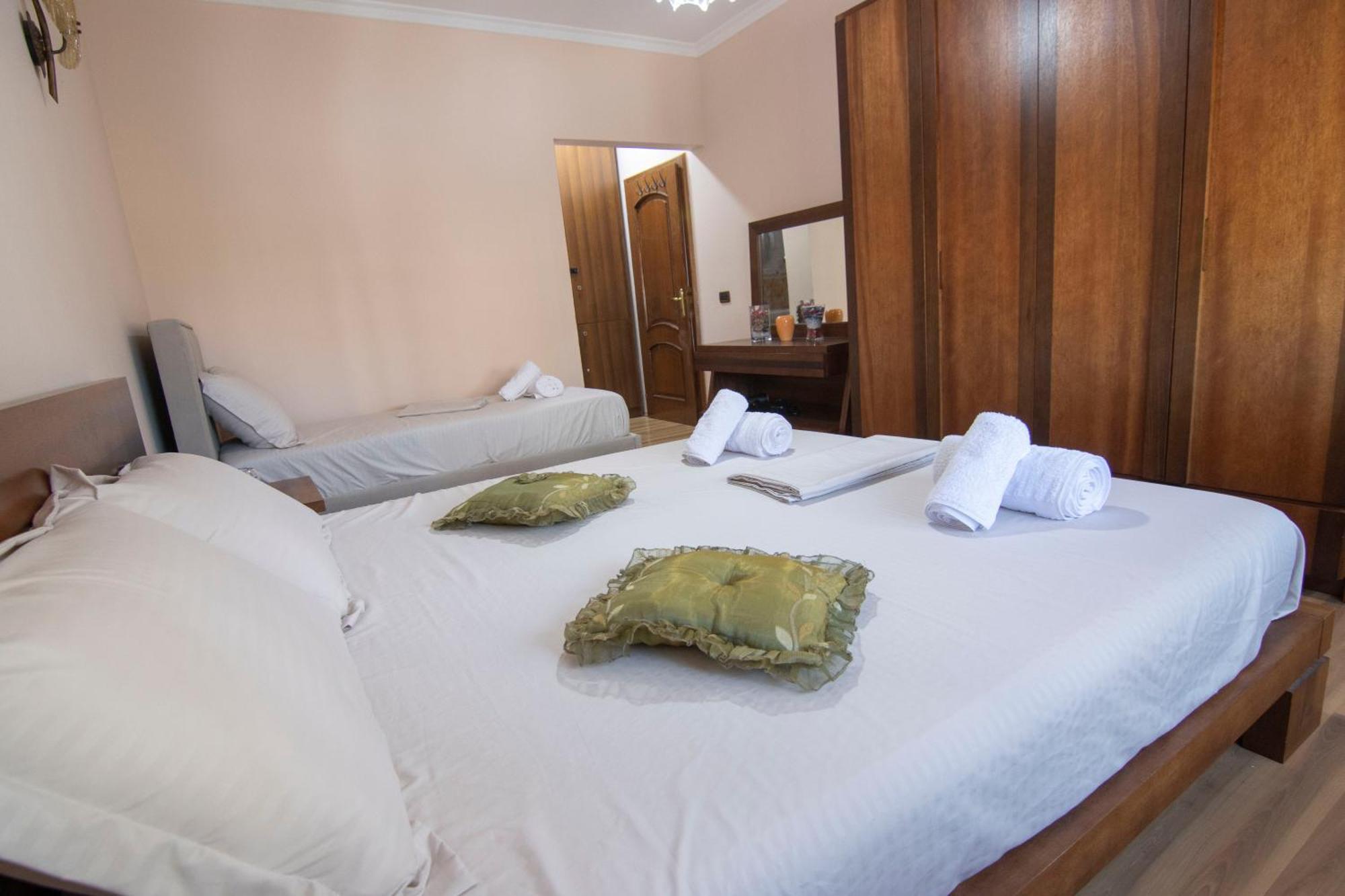 Tirana Central Apartment ภายนอก รูปภาพ
