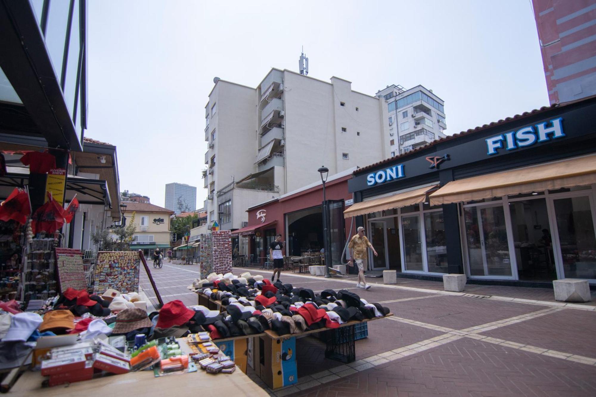 Tirana Central Apartment ภายนอก รูปภาพ